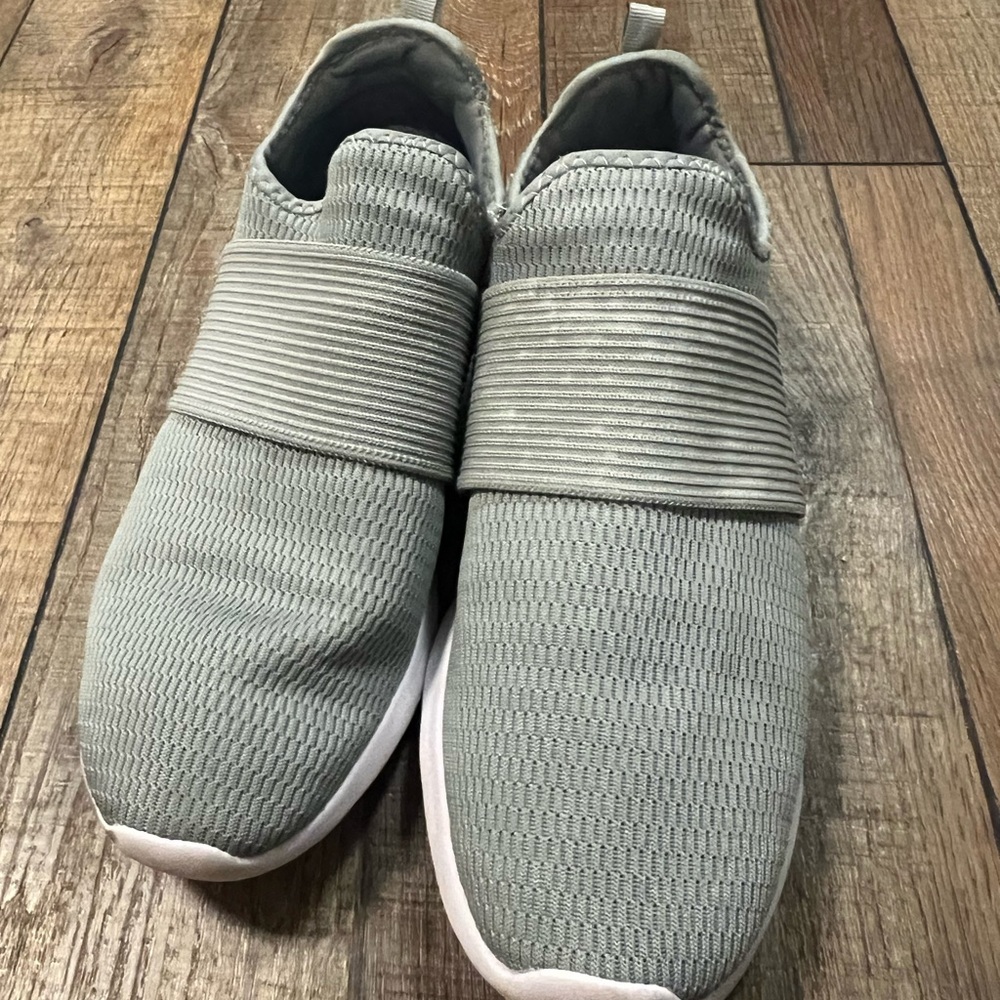 Athletic Works Gray and Blue Sneakers with Elastic Band and Rubber Sole - Picture 2 of 5